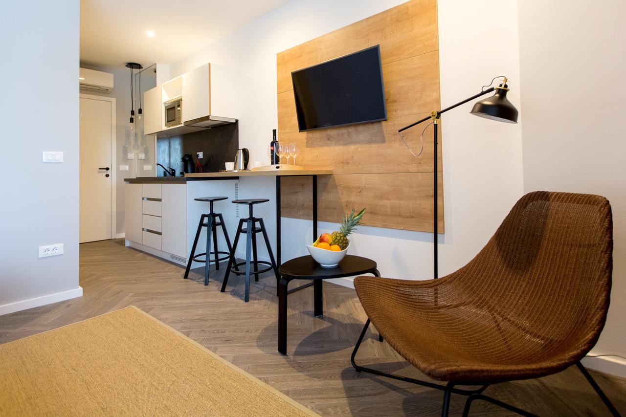 Domus Romana Lux Bed and Breakfast Zadar Exterior foto